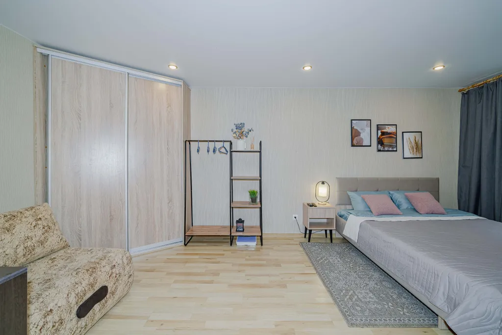 Уютная квартира у ж/д вокзала и метро