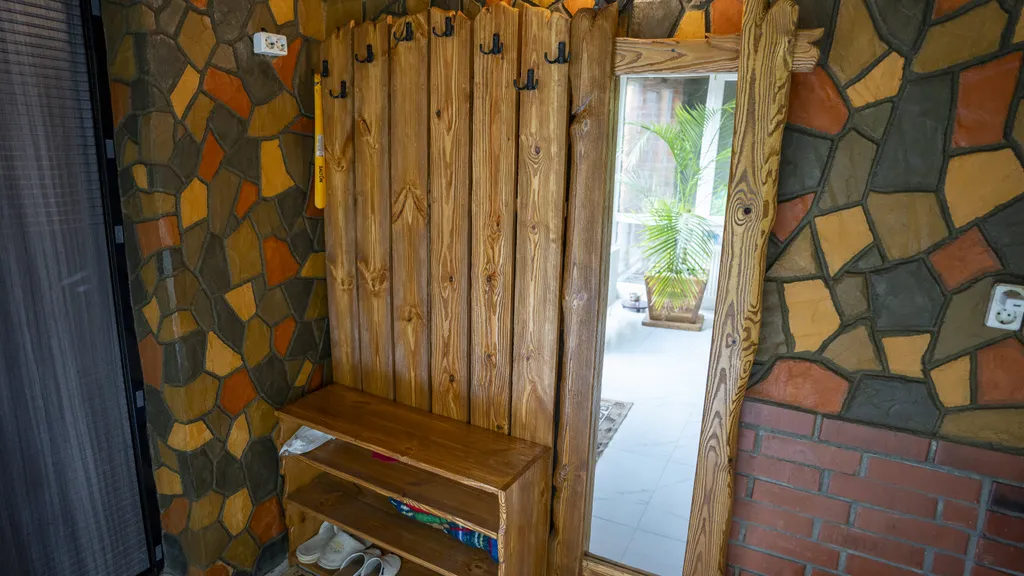 Уютный коттедж с теплым бассейном и большим чаном