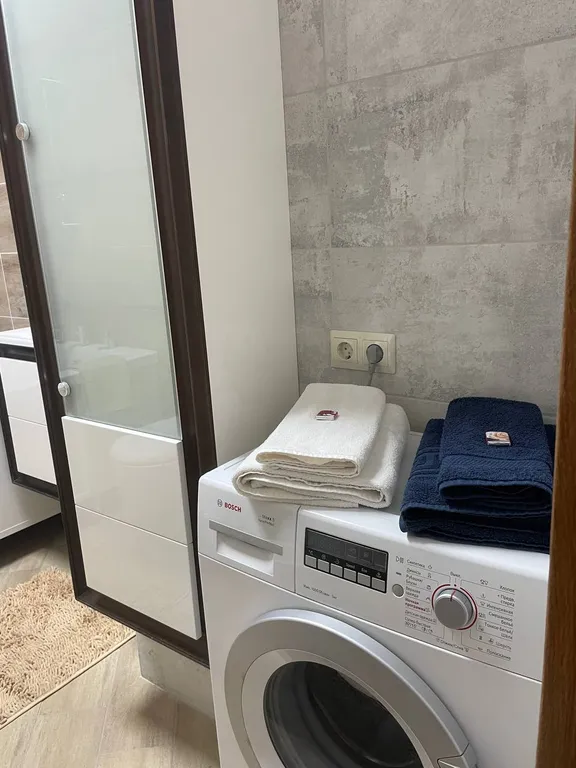 Дом у Кремля в сердце Рубленого города, квартира с паркингом во дворе