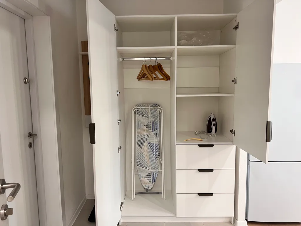 Просторная студия с птичками