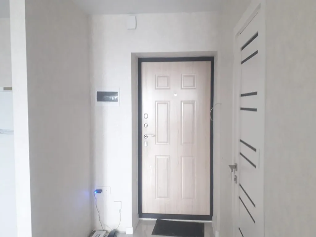 Новая красивая квартира с ремонтом 16 этаж4 раздельных места