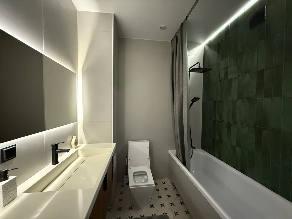 Апартаменты премиум класса в центре Алматы с дизайнерским ремонтом