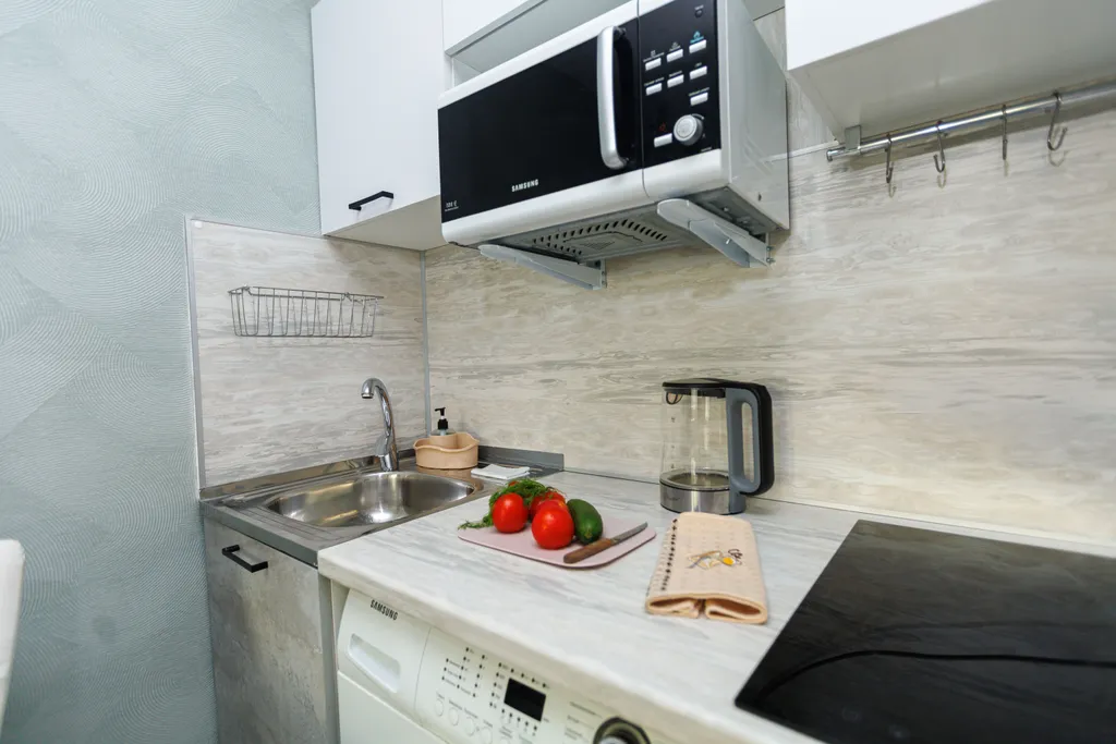 Студия у городской администрации | Квартирный вопрос