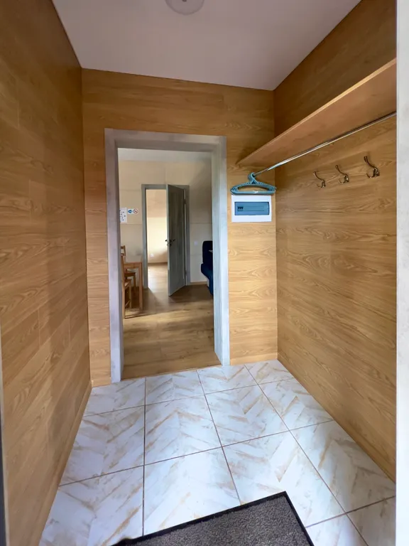 Дом вблизи подножья горы