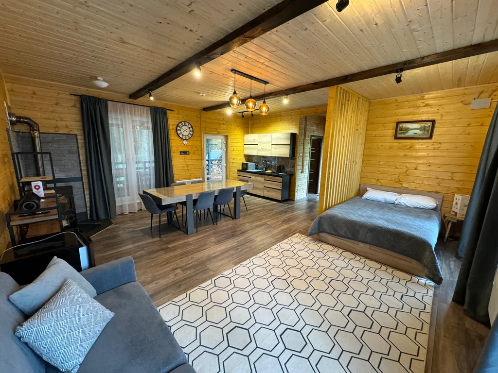 Домик у леса