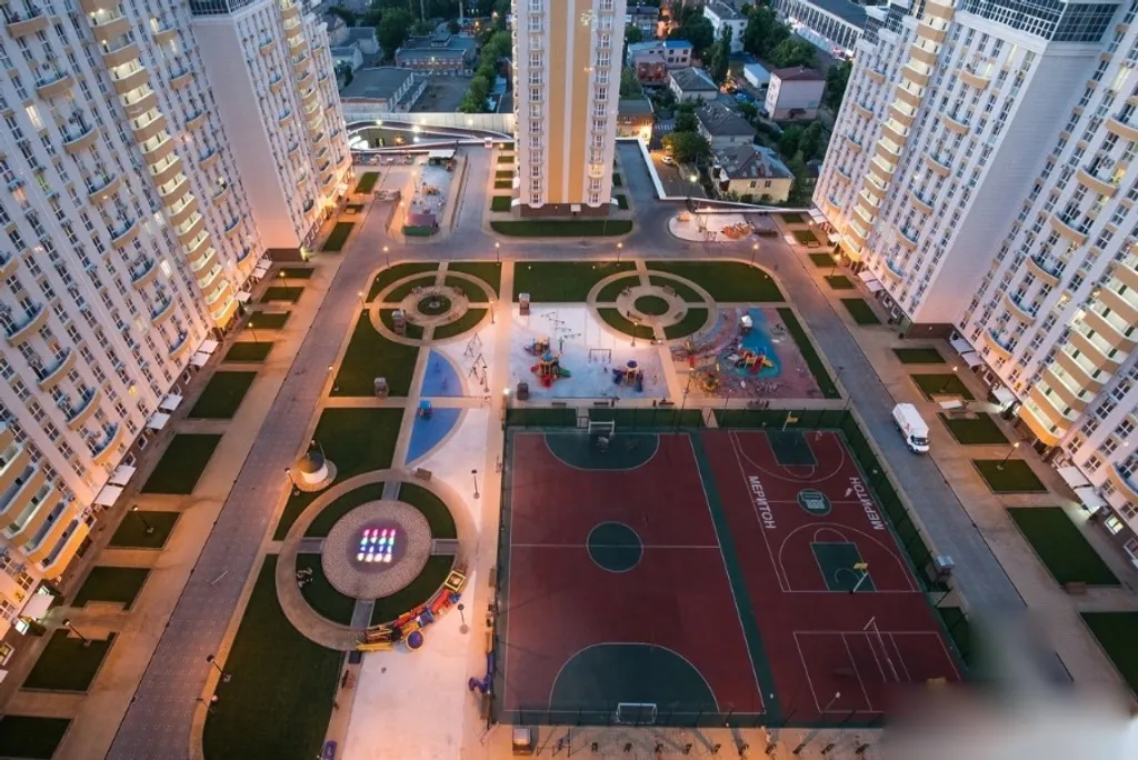 Квартира Квартира Светлая евродвушка в центре, 2 жк-телевизора, удобная кровать — Краснодар