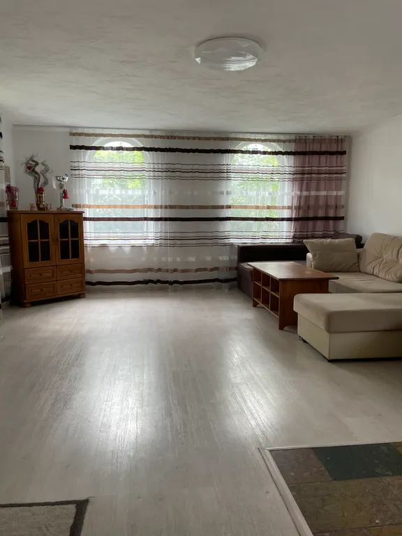 Коттедж Дом для отдыха компанией до 10 человек — Новая Ладога