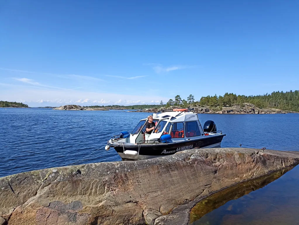 Дом с русской жаркой баней в Карелии