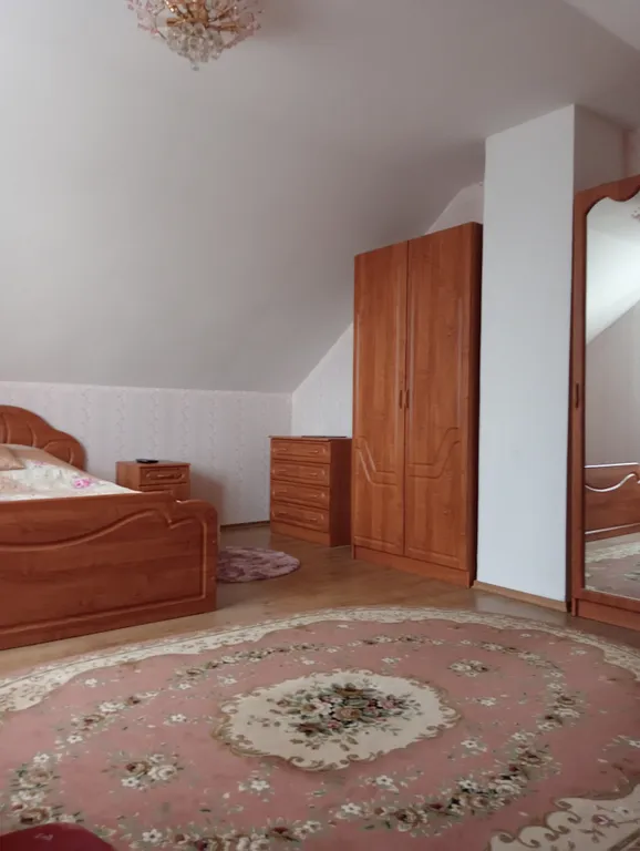 Жильё в загородном доме