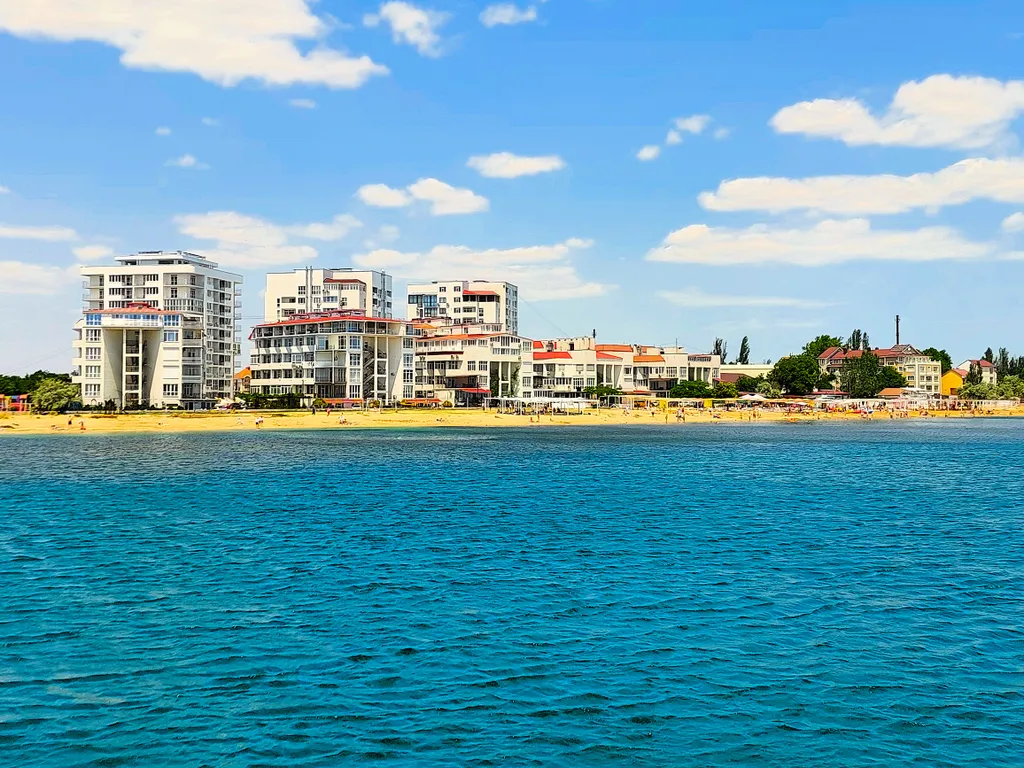 Апартаменты Феодосийский залив (двухкомнатные апартаменты 3)