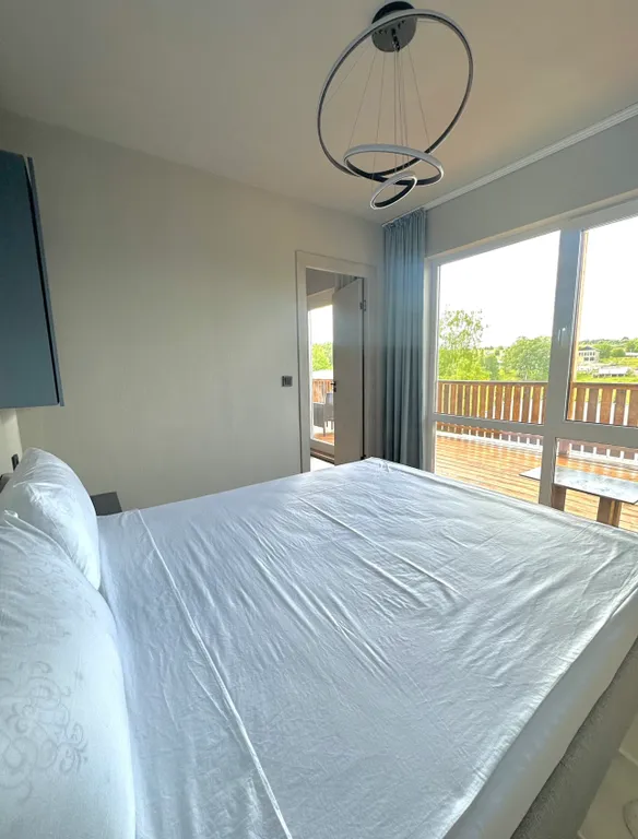 Коттедж Дизайнерский дом на берегу озера — Кашира