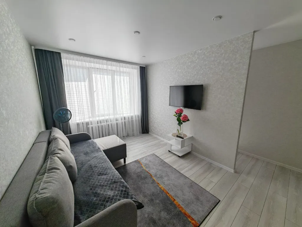 Новая 2-х комнатная квартира с евроремонтом в центре