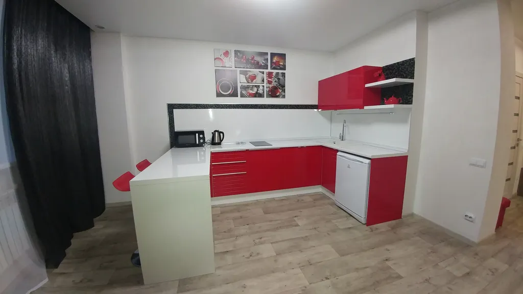 Уютная студия с дизайнерским ремонтом