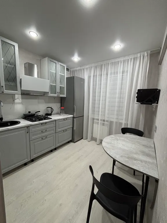 Квартира рядом с Александровской больницей