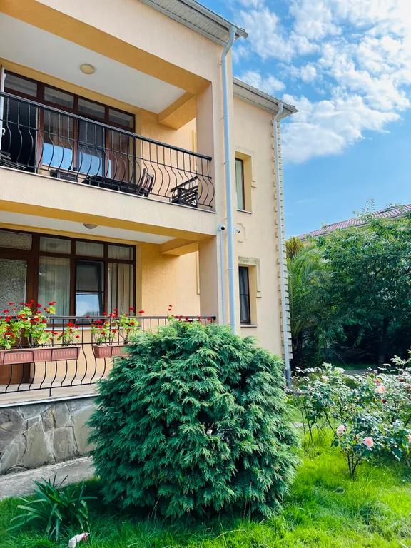 Трехкомнатный апартамент у моря  в КК Орхидея парк