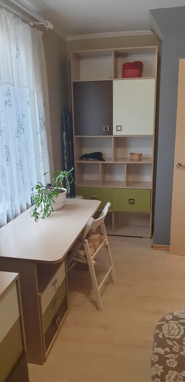 Уютная бюджетная двухкомнатная квартира в двухэтажном деревянном доме