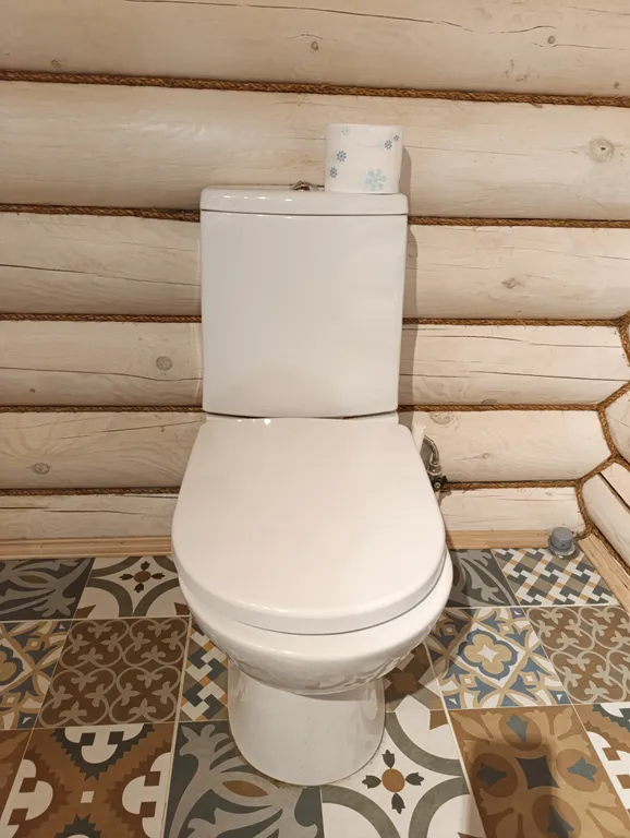 Уютный бревенчатый дом Life veranda на берегу пруда с баней на дровах