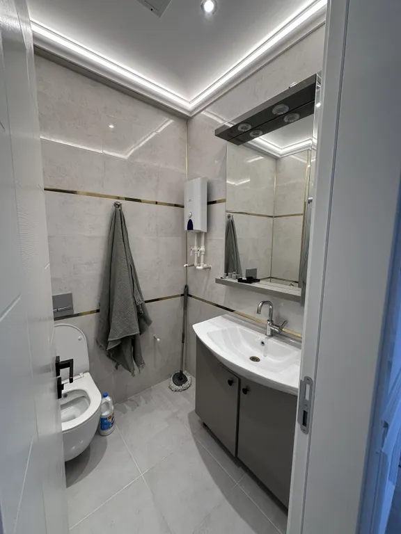 Светлая уютная квартира в Махмутларе с панорамным видом на море и горы