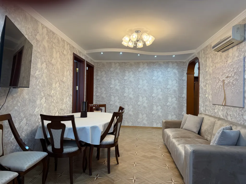 Дизайнерские новые 3-к комнатные апартаменты The Gray Pearl Crocus