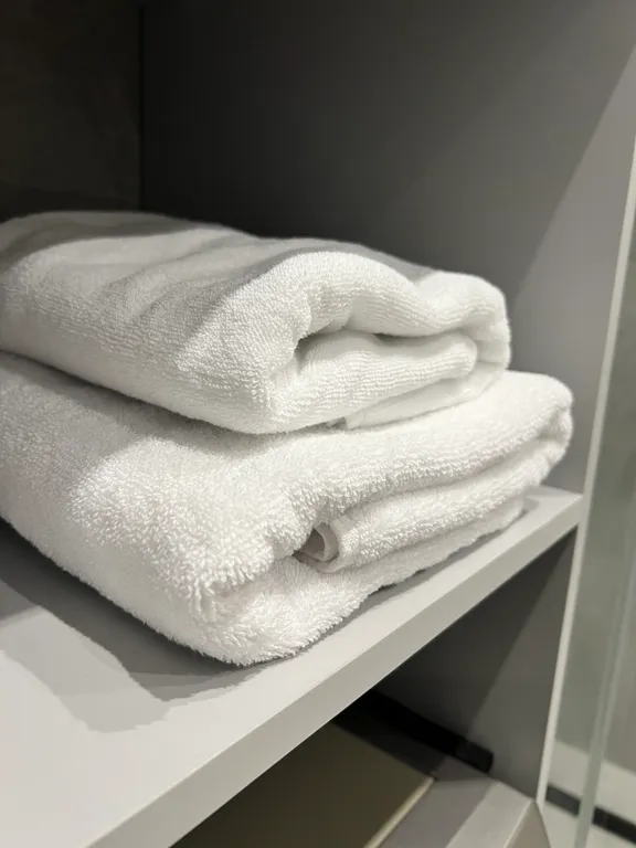 Современная квартира с видом на море в центре города