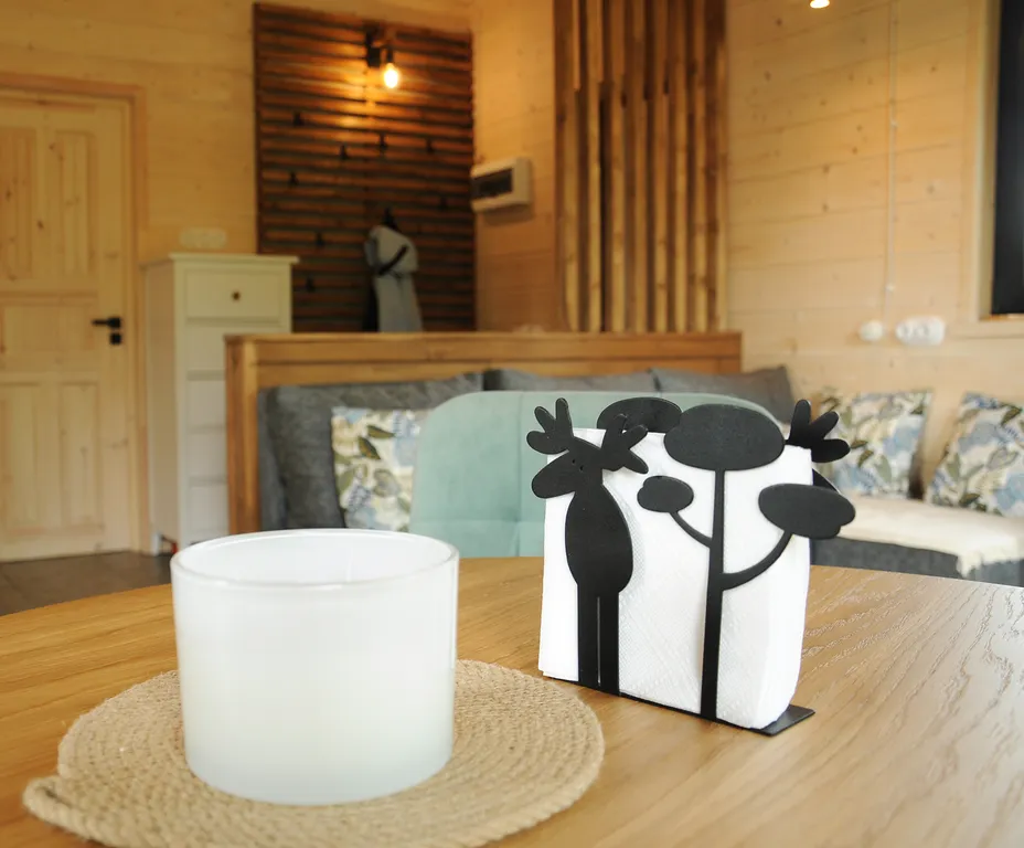 Уютный домик у леса с камином, панорамными окнами и купелью