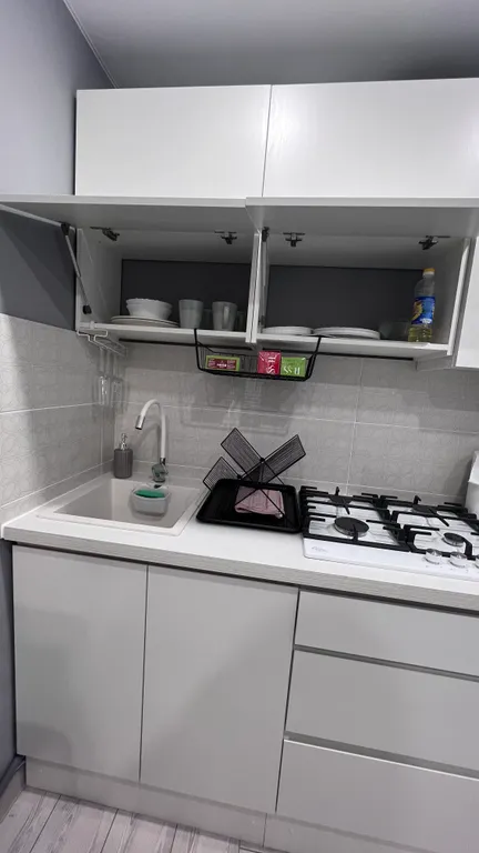 Уютная 2-х комнатная квартира с новым ремонтом в центральной части!