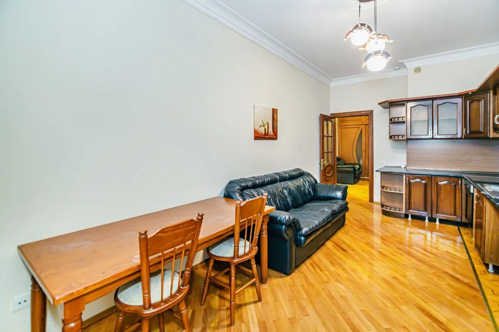 Квартира в центре с видом на море