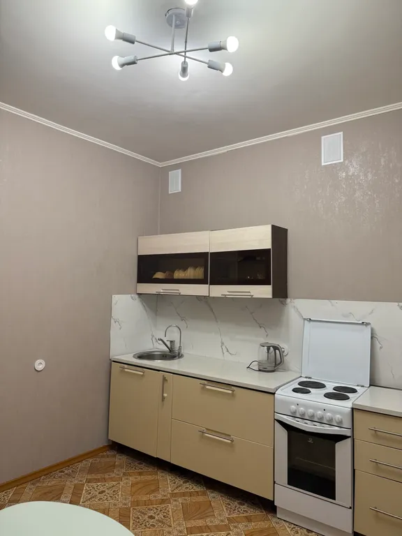 Квартира около Микрохирургии глаза, Института нефти и газа