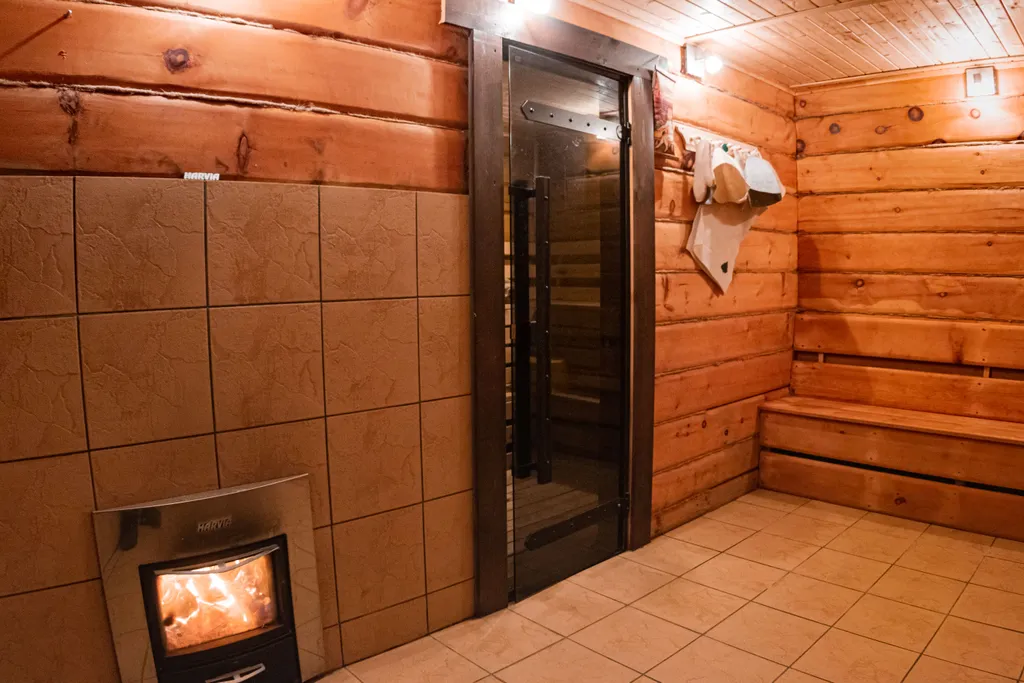 Гостевой дом у озера и скалы Кит