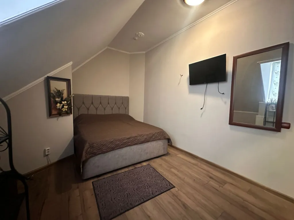 Большой дом с баней, бассейном, мангалом и парковкой