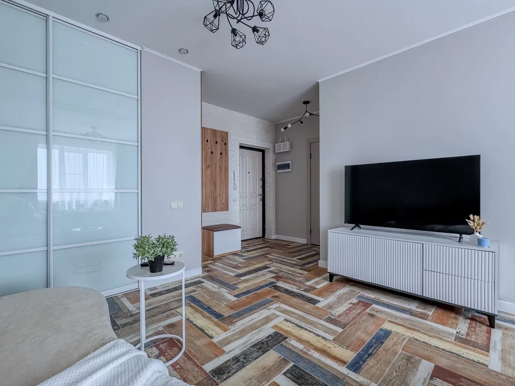 Комфорт в шаге от стадиона, удобная кровать и диван