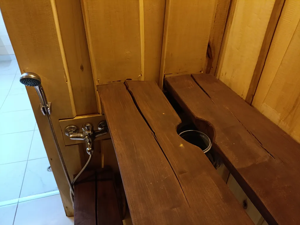 Медовый дом с баней и теплой купелью