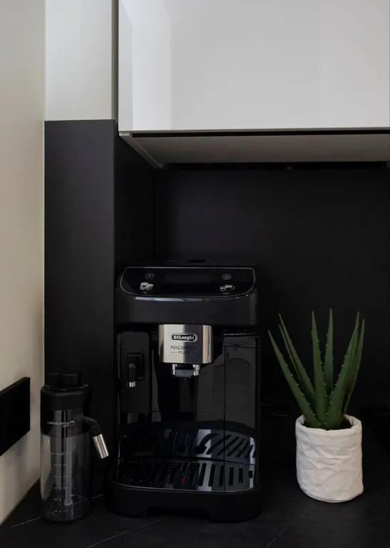 К. Малевич люксовый апартамент с выходом к Морю