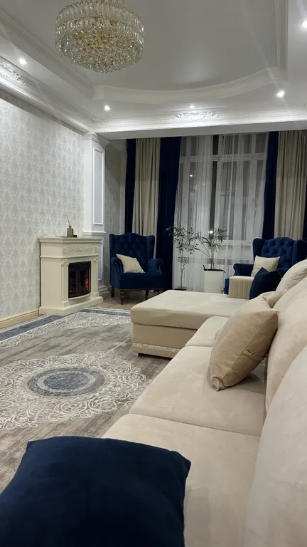 Уютная квартира в центре города с видом на море