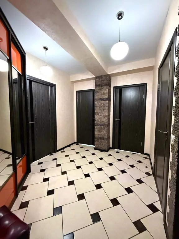 Оренрент двухкомнатная квартира на Просторной