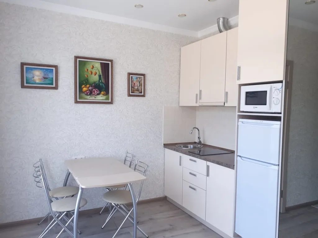 Квартира-студия с отдельной спальней