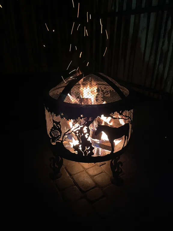 Уютный дизайнерский коттедж с территорией