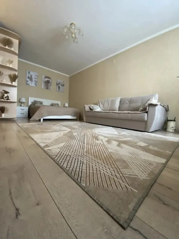 Уютная студия в центре с великолепным видом на горы