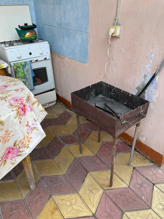 Домик с двумя смежными комнатами недалеко от моря