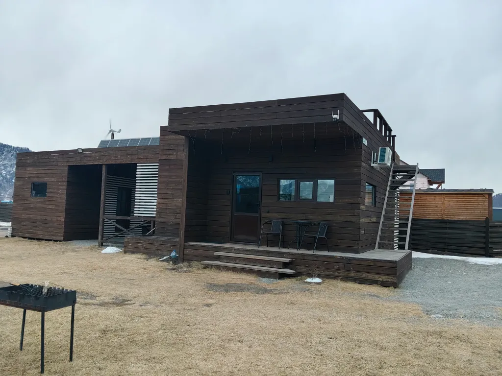 Дом с видом на горы