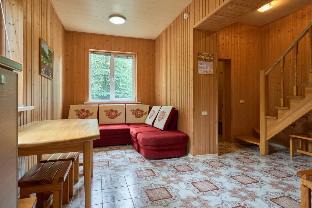 4-комнатная Квартира