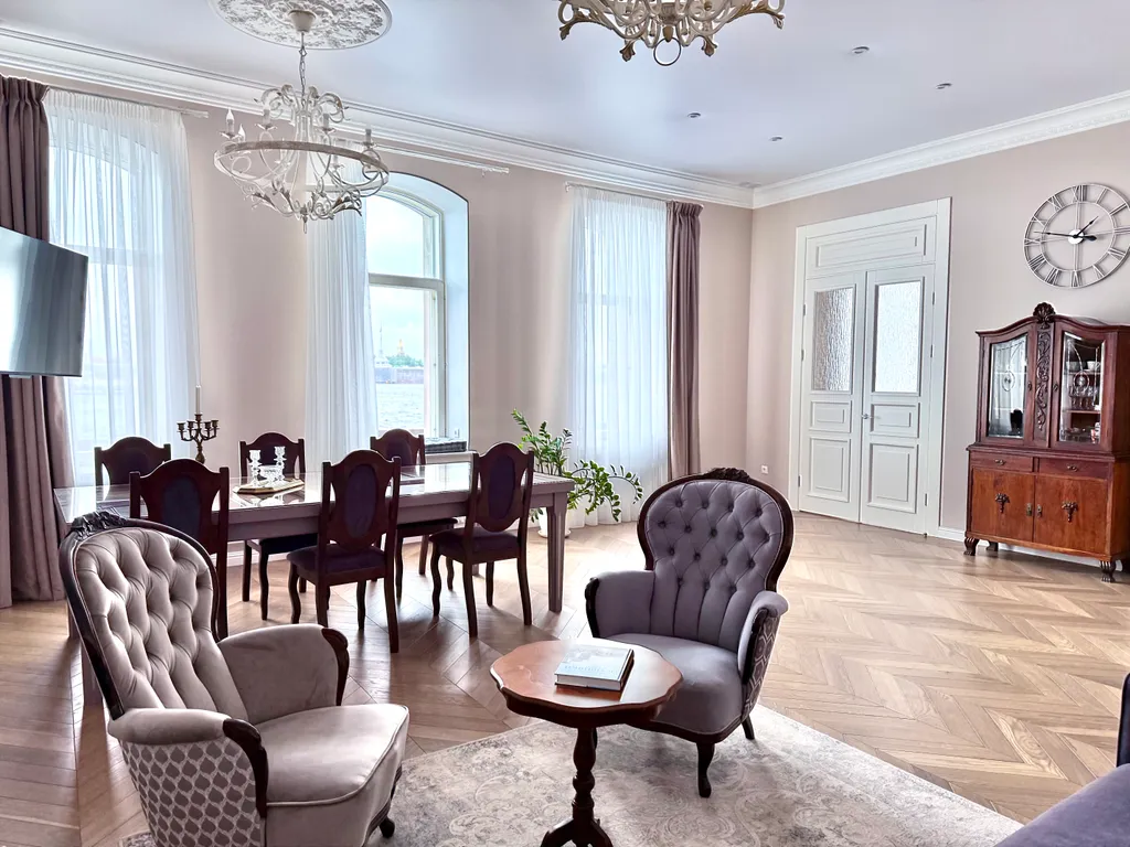 Роскошная квартира с уникальным видом на Неву — аренда посуточно в Санкт-Петербург