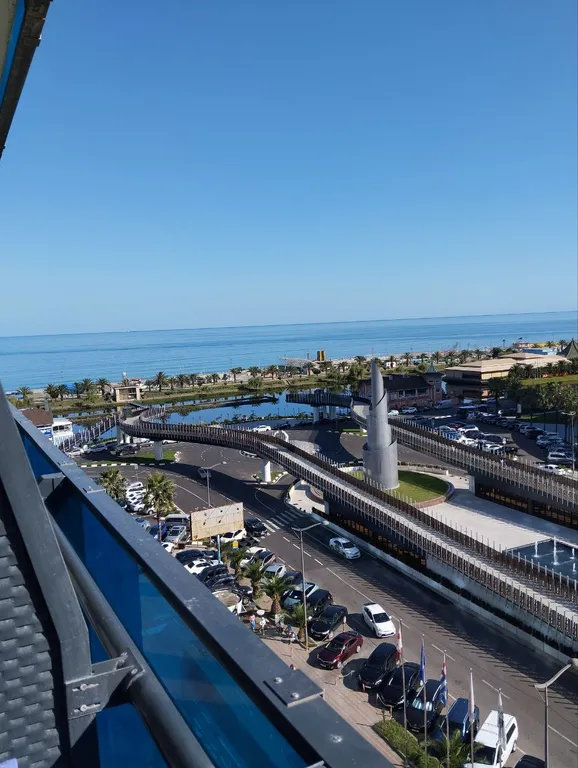 Видовой апартамент в Orbi city