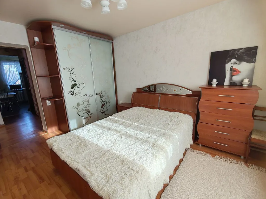 Сердце Радзивиловского города уютная квартира у стен истории