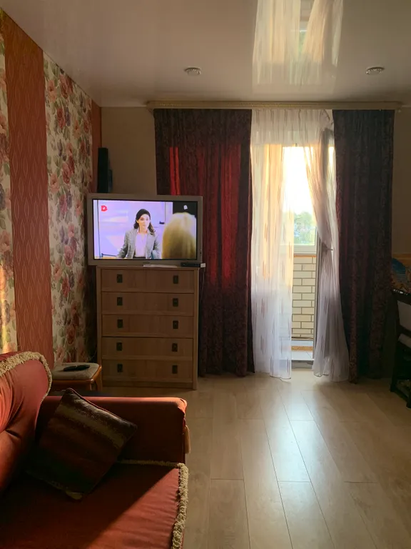 Уютная, просторная двухкомнатная квартира в тихом районе