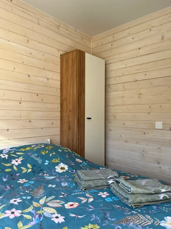 Дом у скалы