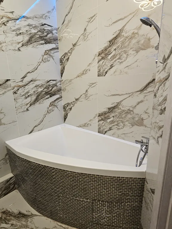 Яркая студия в центре города