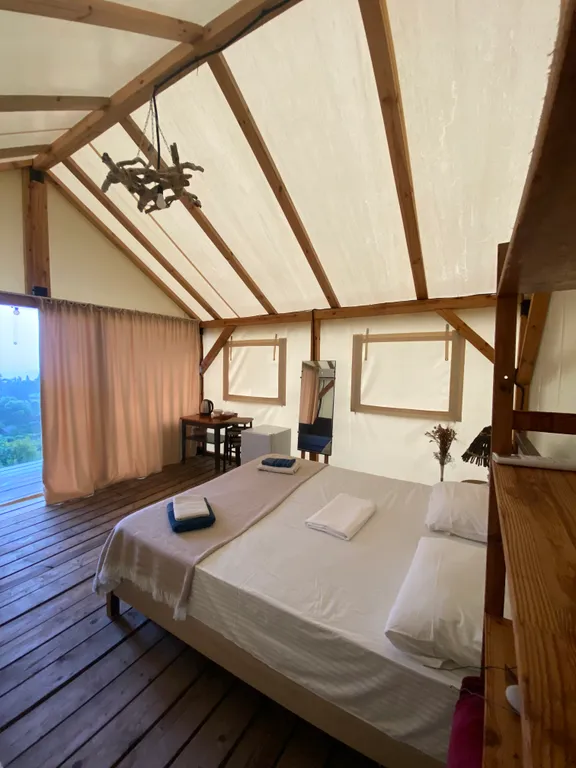 Глэмпинг с видом на море