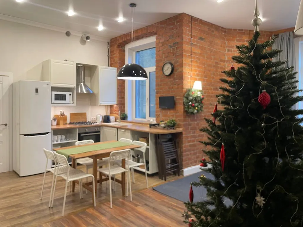 Квартира Уютная квартира-лофт с камином у Исаакия — Санкт-Петербург