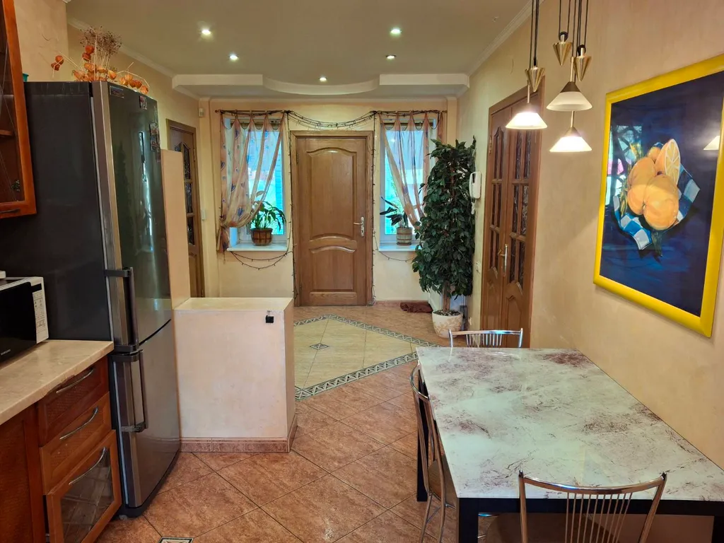 Элитный коттедж в сосновом бору под Минском